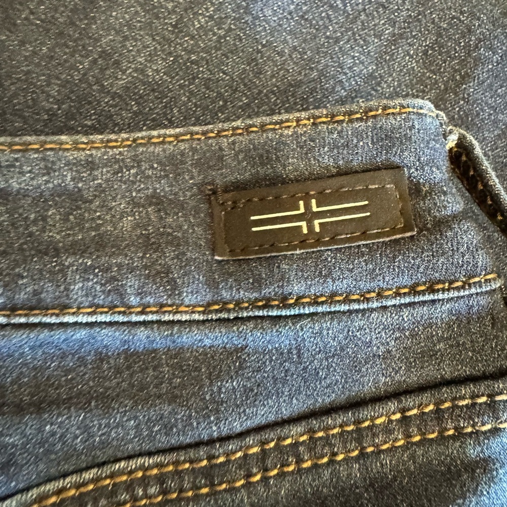 NWT Liverpool Los Angeles Dark Blue Charlie Crop Jeans - Picture 5 of 10